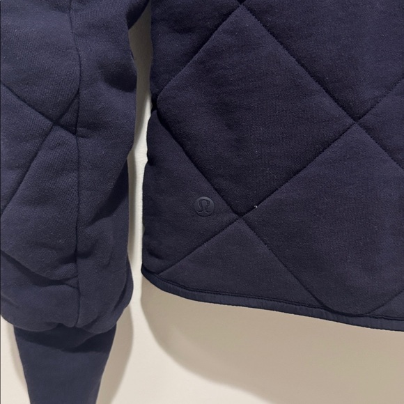 Lululemon Jacket 💙 - Picture 8 of 8